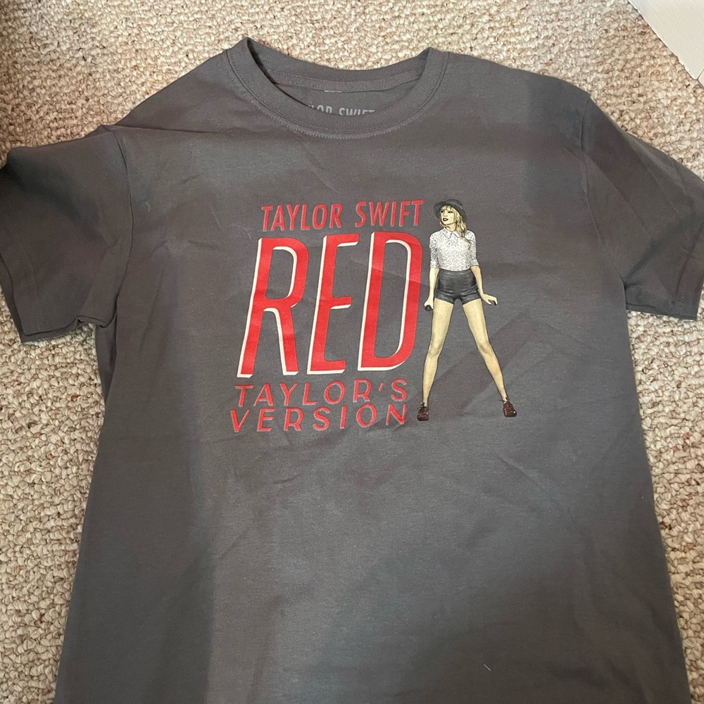 Taylor Swift tee shift - Picture 2 of 2